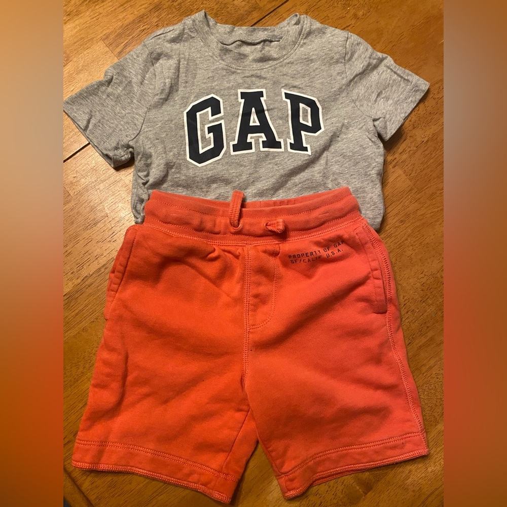 GAP Orange Matching Set Shorts Vibrant Comfortable